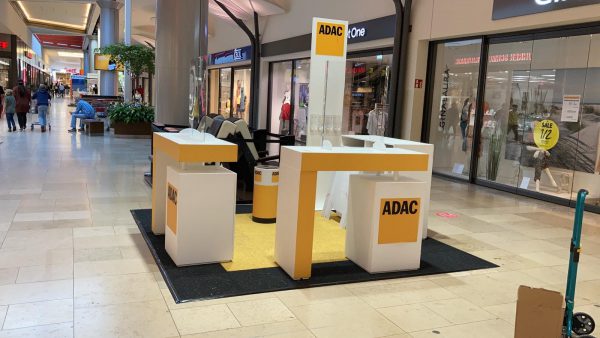 ADAC Vertriebsagentur Marita Günther im Einkaufszentrum
